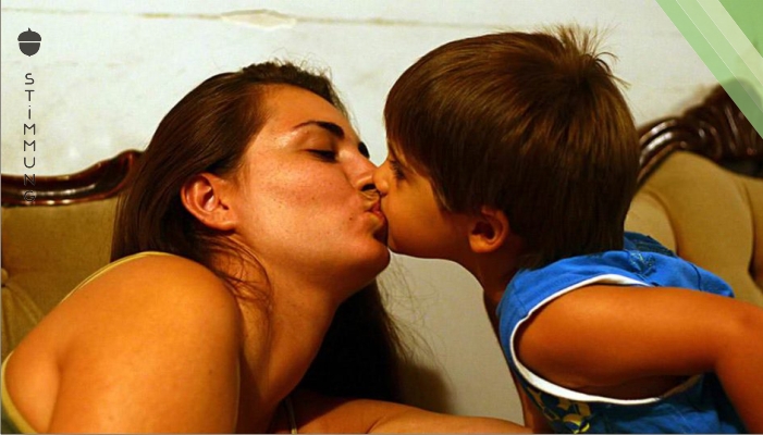 Psychologen warnen: Deshalb solltet ihr eure Kinder nicht auf den Mund küssen!