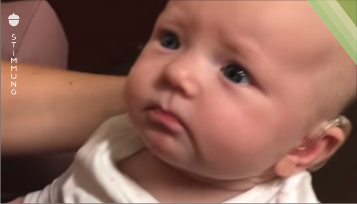 Video: Mit Hörhilfe hört Baby zum 1. Mal Mamas Stimme.