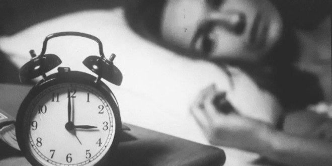 Regelmäßig zwischen 3 5 Uhr aufwachen, könnte es ein Zeichen des spirituellen Erwachens sein