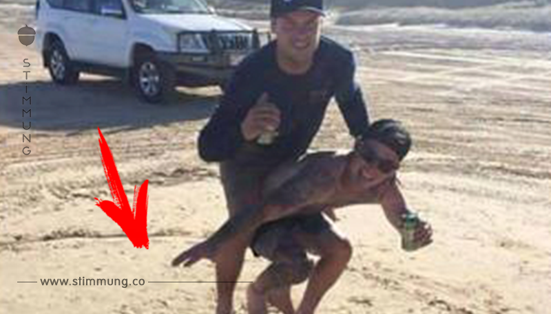 Die 2 Männer treten auf das Tier um für ein “lustiges” Foto zu posieren. Doch auf Facebook schlägt ihnen deshalb eine Welle von Hass entgegen.	