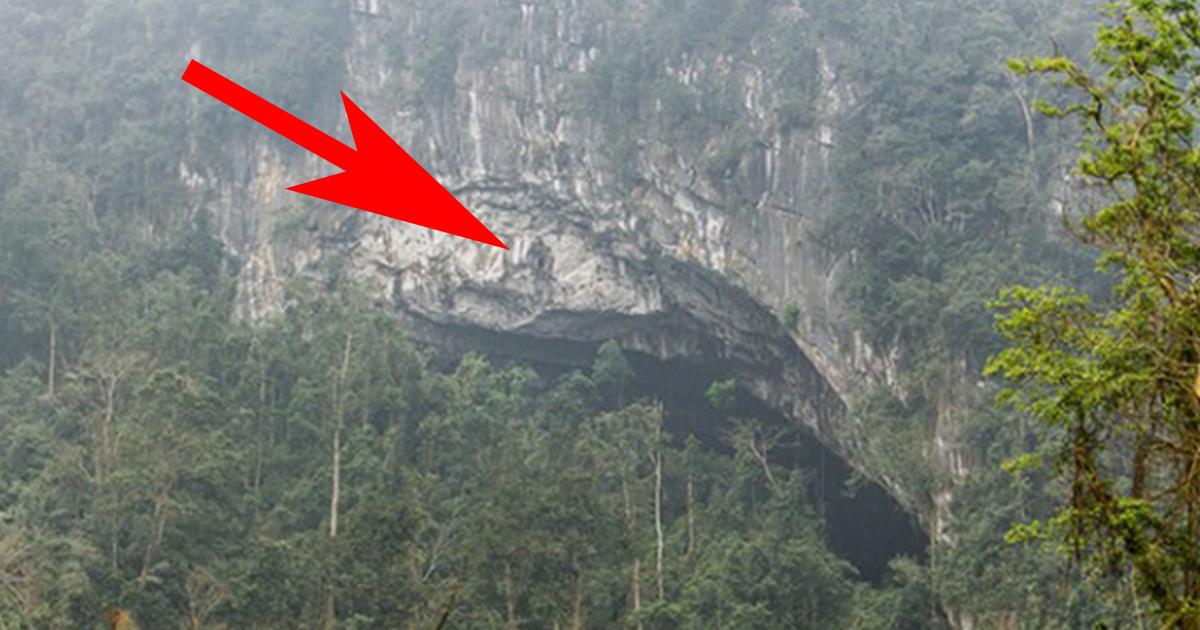 Bauer entdeckt ein Loch im Fels - was er auf der anderen Seite entdeckt, verblüfft die ganze Welt	