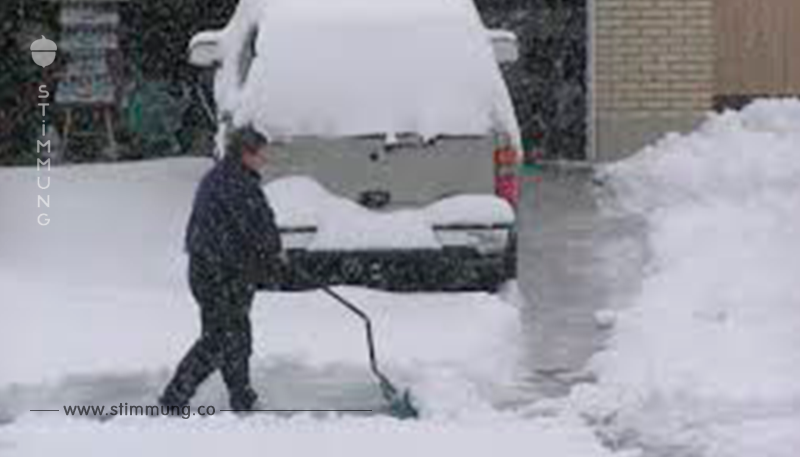 Wütender Ehemann führt Tagebuch übers Schneeschaufeln – und das Netz krümmt sich vor Lachen	