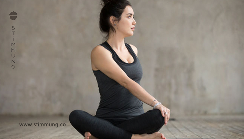 Rücken-Yoga: Die besten Übungen gegen Rückenschmerzen
