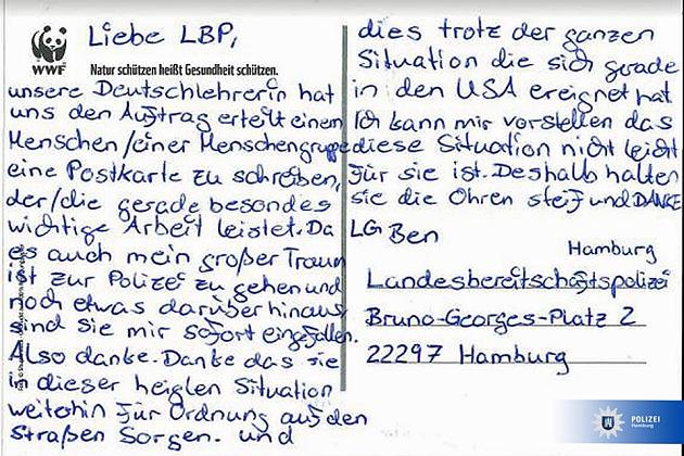 'Halten Sie die Ohren steif' : Kleiner Ben schreibt rührende Postkarte an die Hamburger Polizei