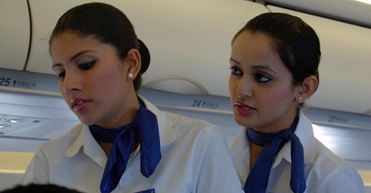 14 Flugbegleiter teilen Geschichten aus ihrem Berufsalltag