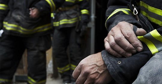 Feuerwehrmann bei Einsatz bestohlen & Konto geplündert: „Widerwärtiges Verhalten“