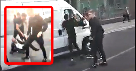 Ausländer zerren Mann aus gestohlenem Paketwagen und verprügeln ihn