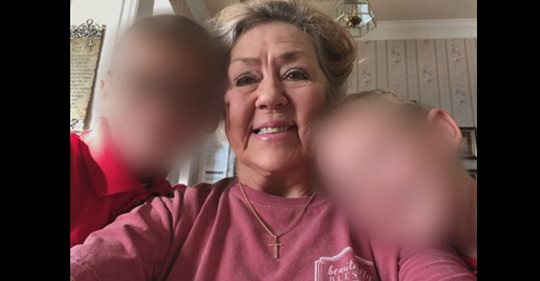 Brüder (5 und 7 Jahre alt) gefunden – waren 1 Woche auf sich alleine gestellt, Mutter verstarb zu Hause
