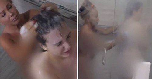 Mutter und 19 jährige Tochter duschen immer noch jeden Tag miteinander