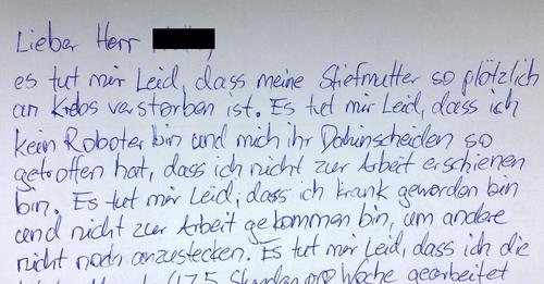 Junge Frau rechnet per Kündigungsbrief mit Chef ab